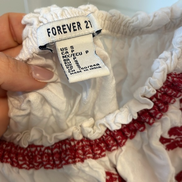 Cropped top - Picture 2 of 3